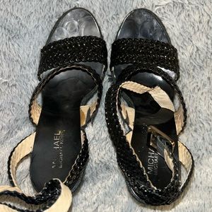 Women’s black wedges